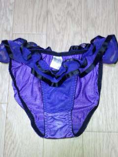 ���̎q�̃p���c�̒�